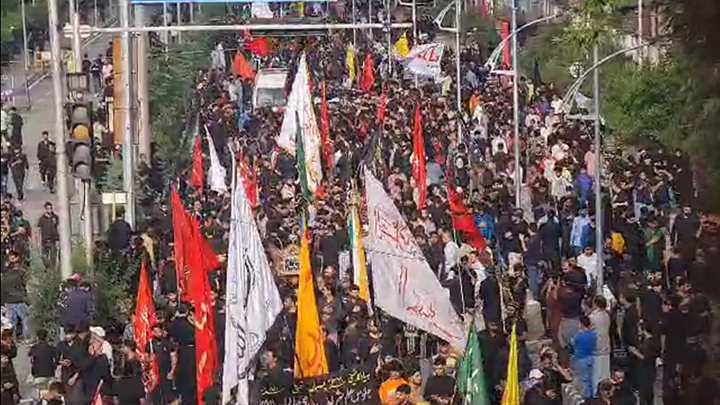 Lakhs of people participate in 8th Muharram procession in Srinagar