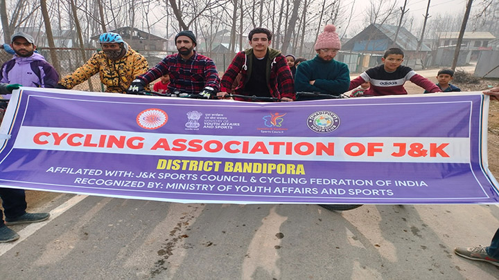 District Bandipora cycling Championship Concludes successfully at Shadipora Sumbal