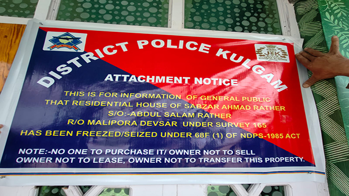 Kulgam Police Seize Property of Drug Peddler; Restrictions Imposed on Sale and Transfer