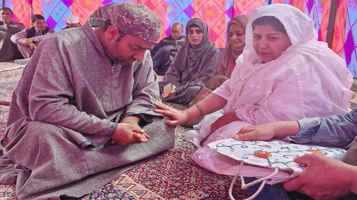 Care Foundation visits Handwara & condoles it’s Vice Chairman.
