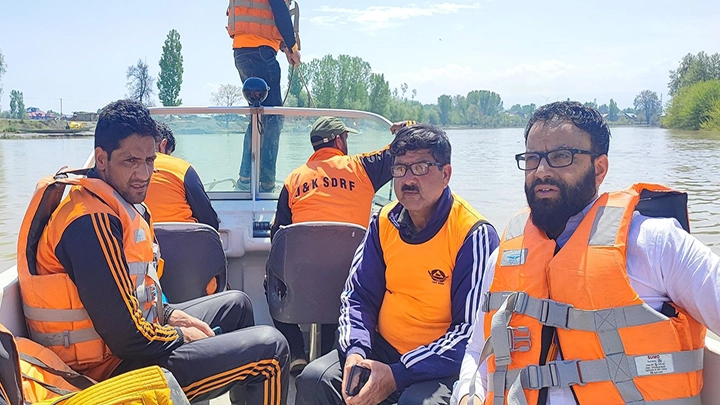Social Activists and NGOs Unite in Search Efforts for Gandabal Boat Capsizing Victims