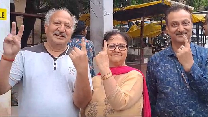 Voting has begins for 102 Lok Sabha seats in 21 states, Union Territories.