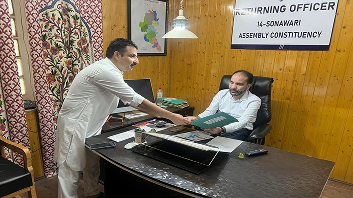 Yasir Reshi Files Nomination Papers for Sonawari Assembly Seat