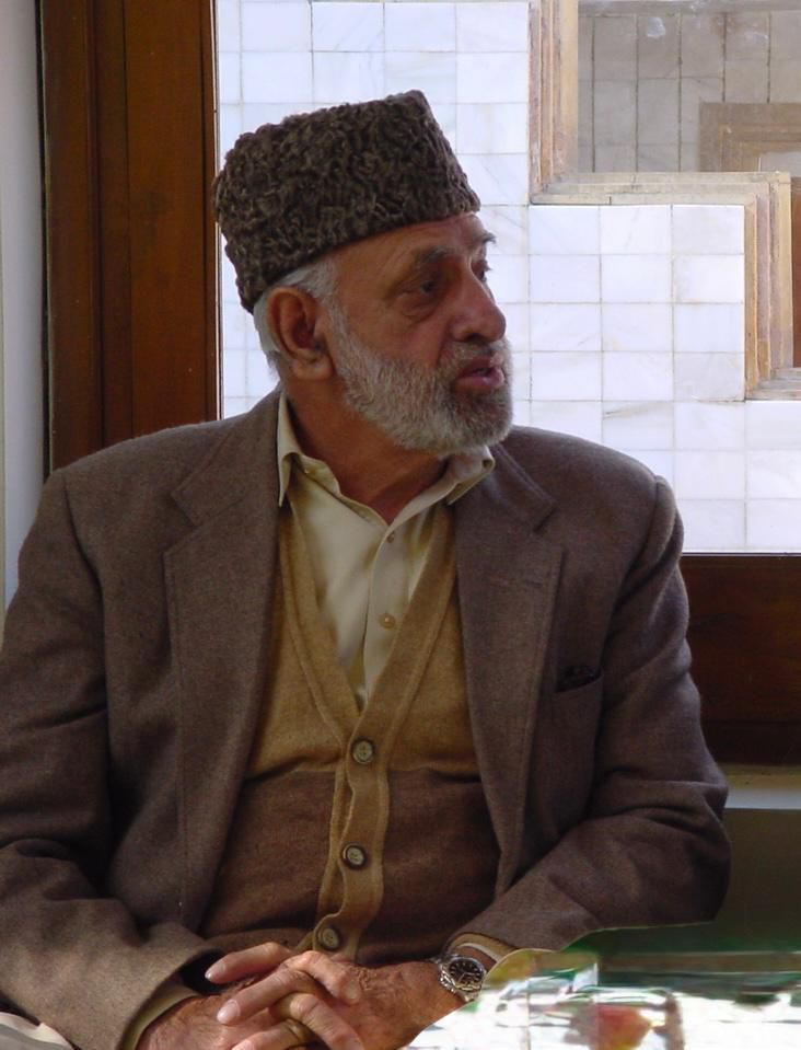 Mirwaiz Family Bereaved: Mirwaiz Mohammad Ahmad dies in Islamabad, Pak