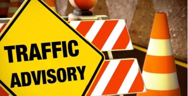 Traffic Advisory Issued for Gulmarg Route Amid Slippery Road Conditions