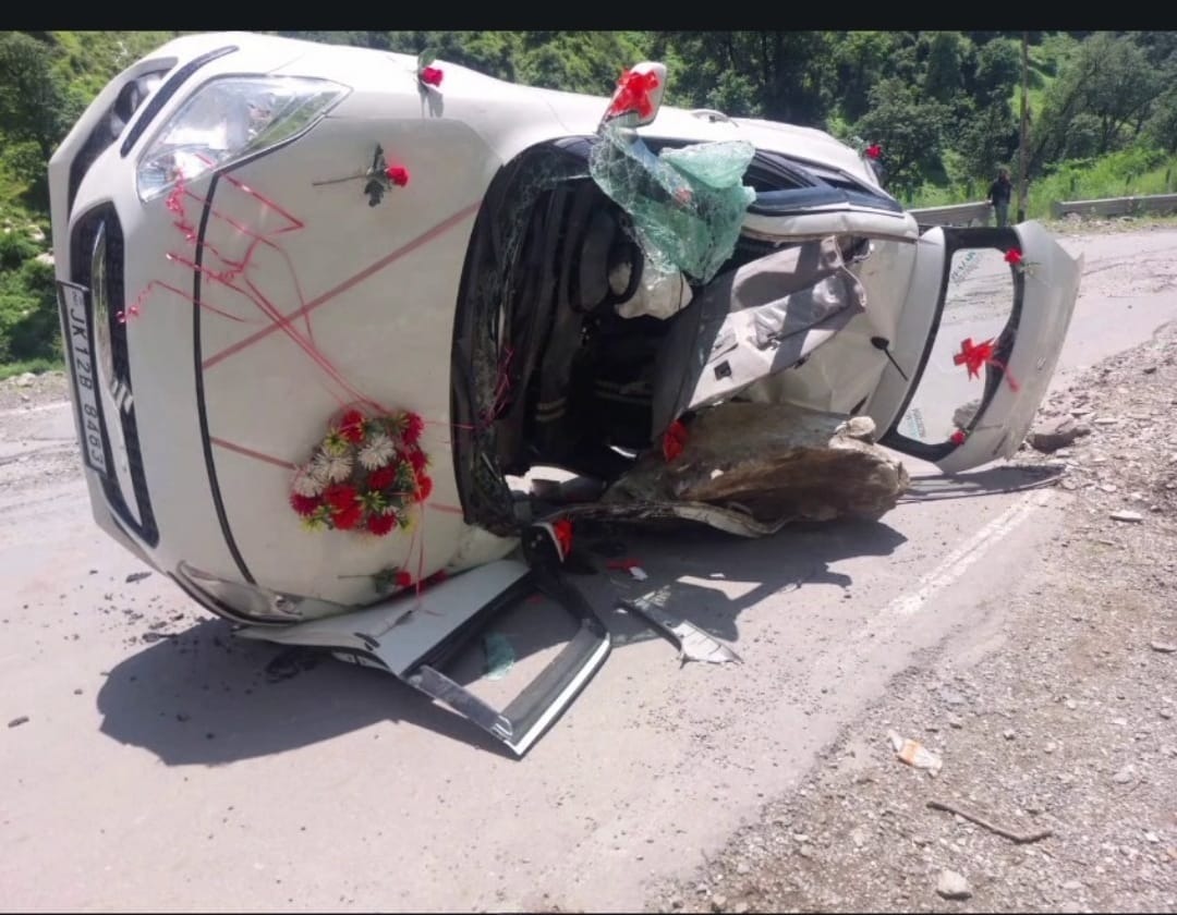Groom Among Three Injured Due To Stone Shooting Along Mughal Road In Poonch