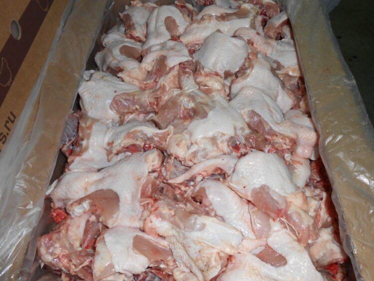 200 Kg Unlabelled Frozen Chicken Seized in South Kashmir