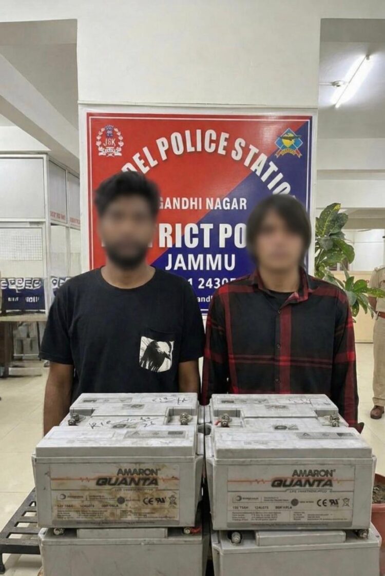 Jammu Police, South Zone Cracks Smart City Theft Case, Recovers 18 Stolen Batteries