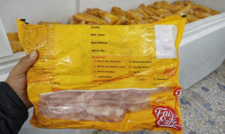 Locals in Anantnag Seek Food Safety Checks, Allege Sale of Expired Frozen Chicken in Markets