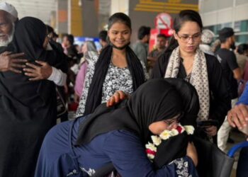 Evacuation of Indian students from Iran gathers pace, crossing restrictions leave several stranded