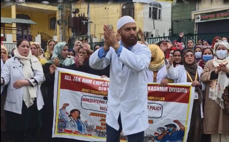 NHM employees call off 48-hour strike, meet J&K Health Minister