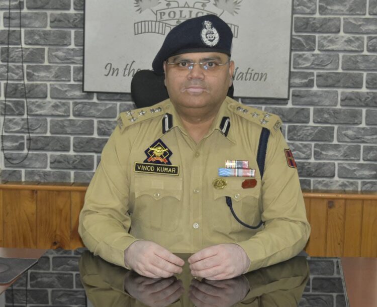 Dr. Vinod Kumar Assumes Charge as DIG North Kashmir Range in Baramulla