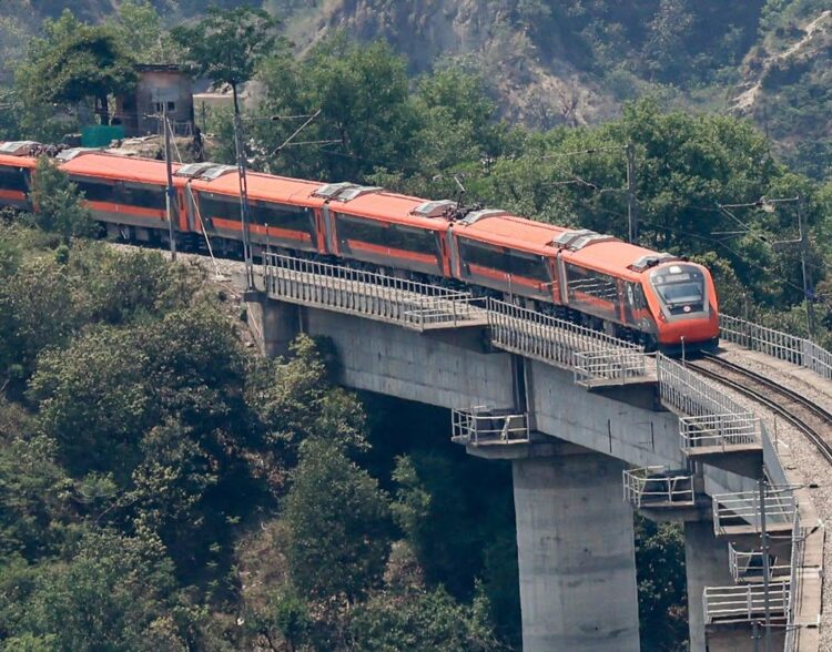 Jammu-Srinagar Vande Bharat garners positive response; 8,925 passengers travel in two days